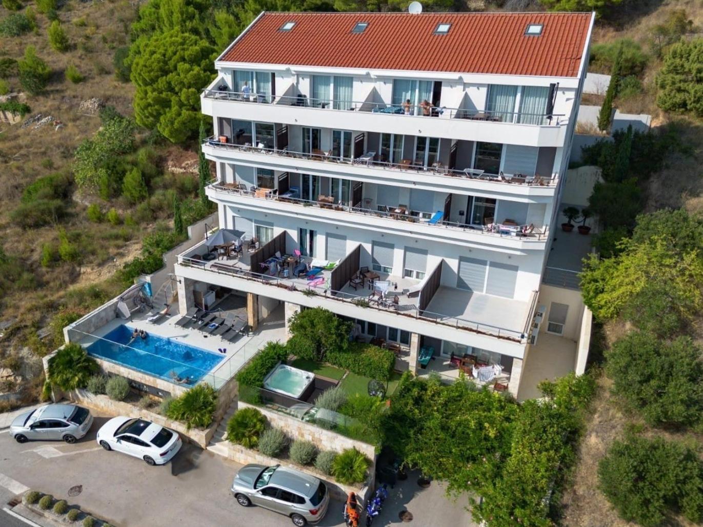 Villa Jolara With Heated Pool Mimice Exterior photo